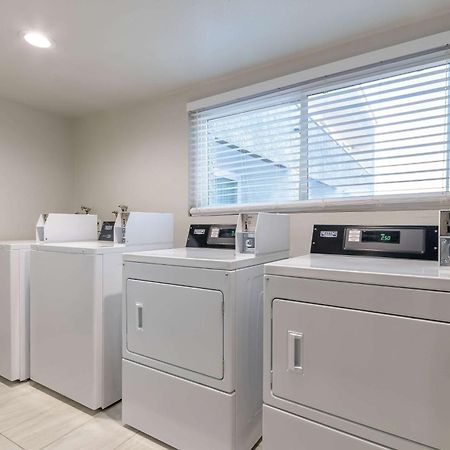 Studio 6 Suites Perris, Ca Екстер'єр фото
