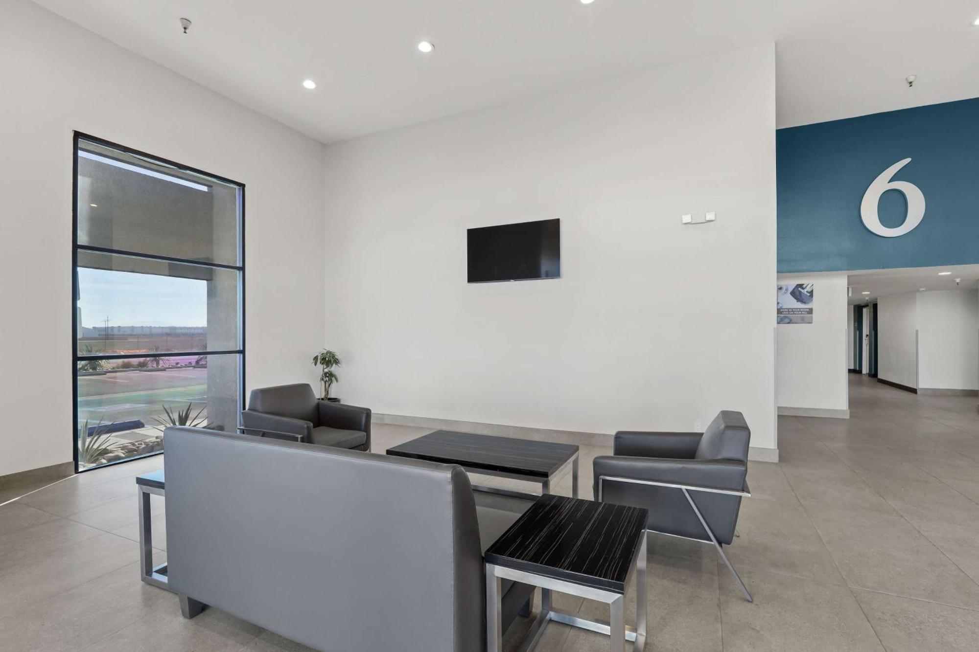 Studio 6 Suites Perris, Ca Екстер'єр фото