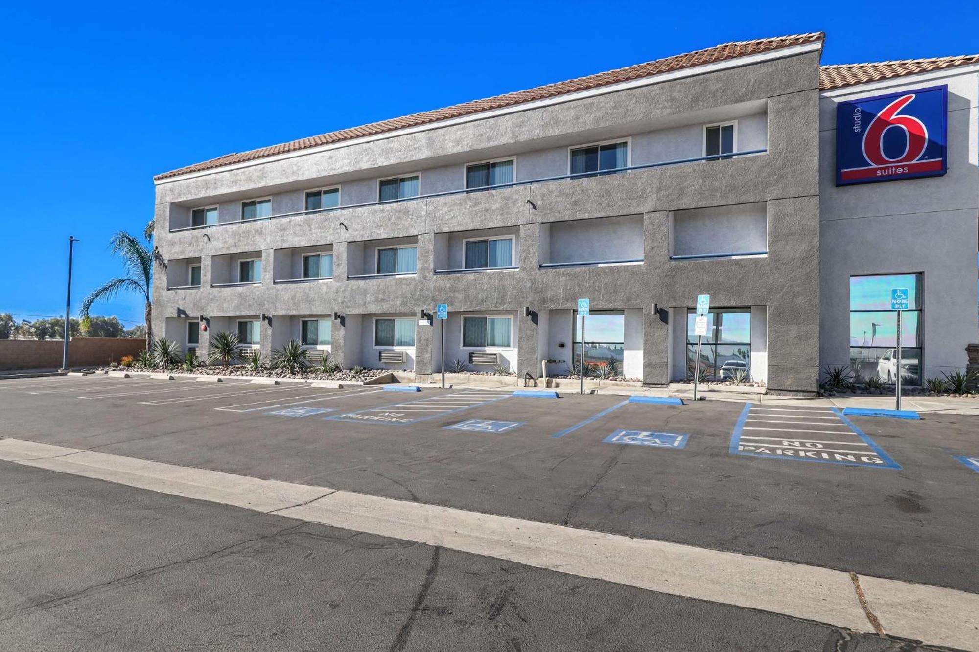 Studio 6 Suites Perris, Ca Екстер'єр фото