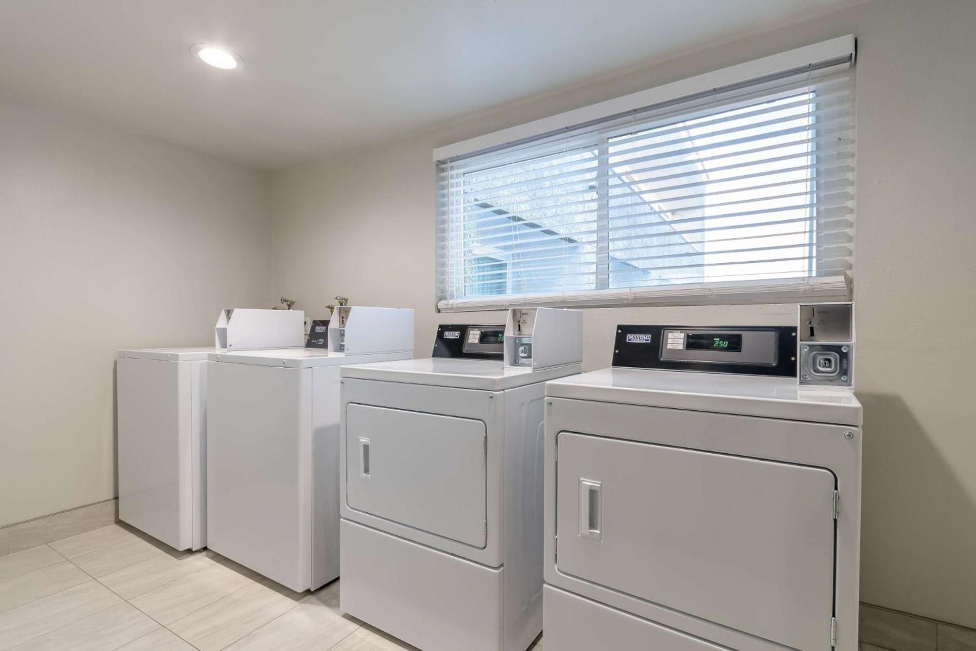 Studio 6 Suites Perris, Ca Екстер'єр фото