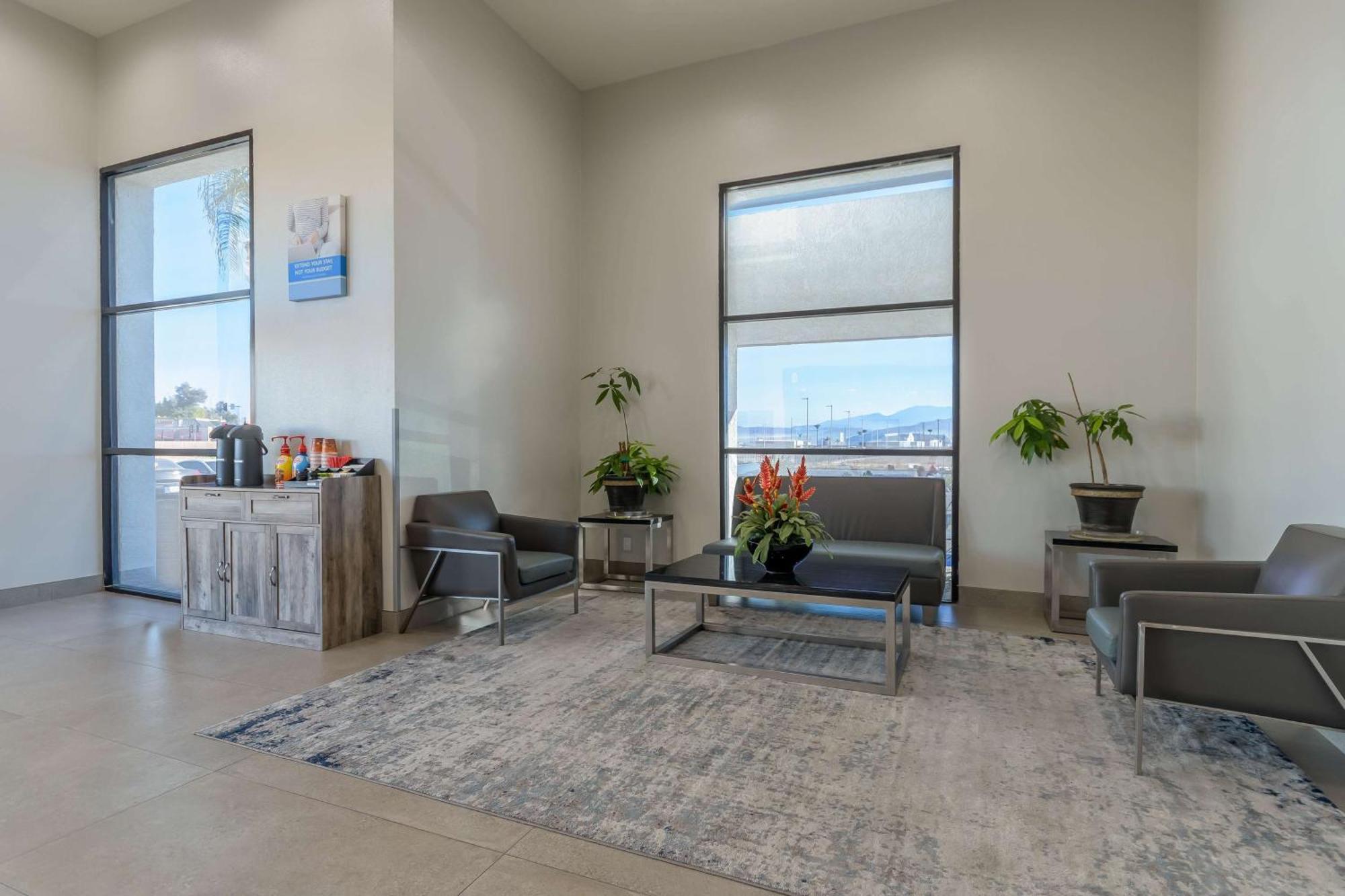 Studio 6 Suites Perris, Ca Екстер'єр фото