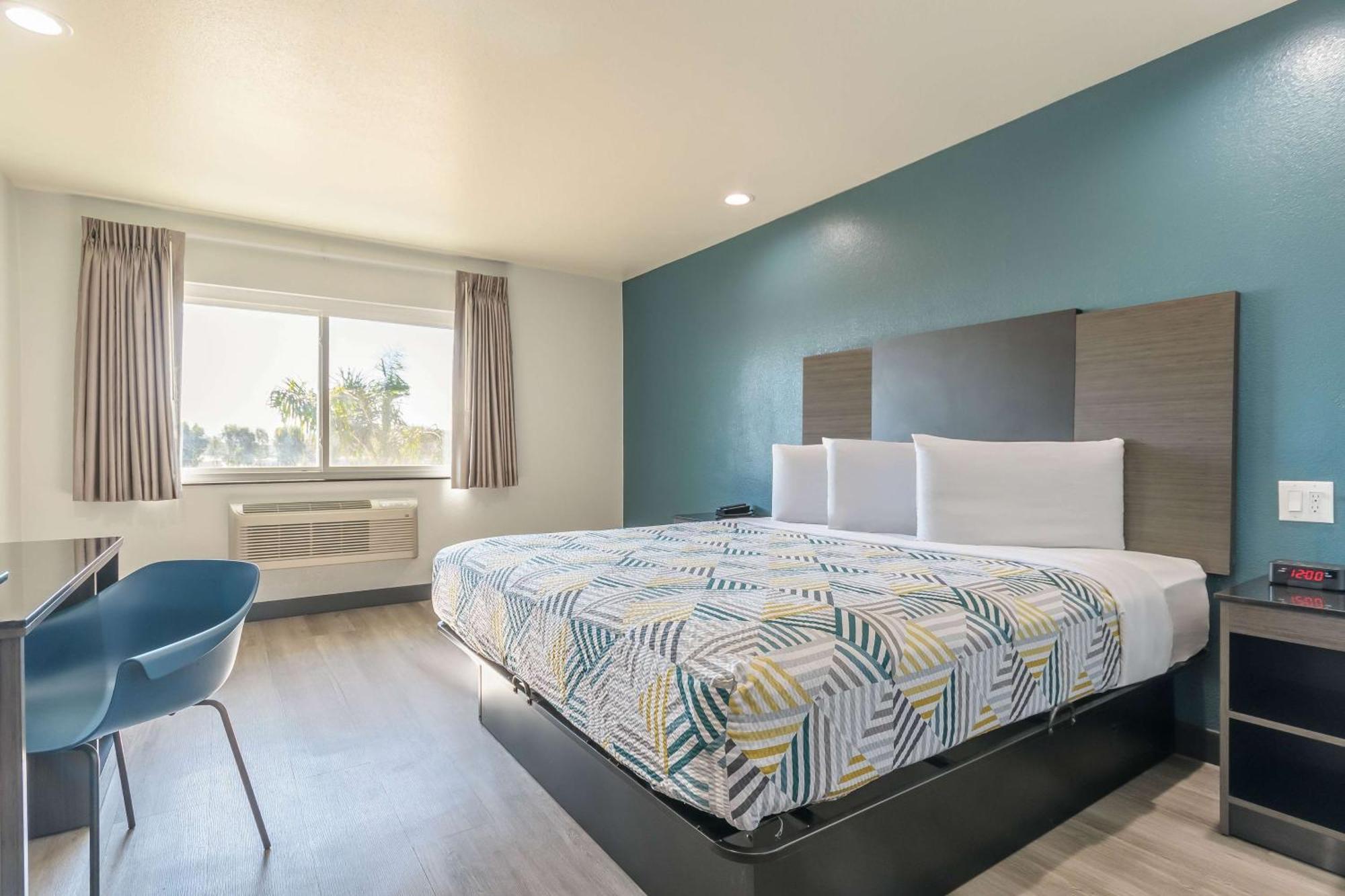 Studio 6 Suites Perris, Ca Екстер'єр фото