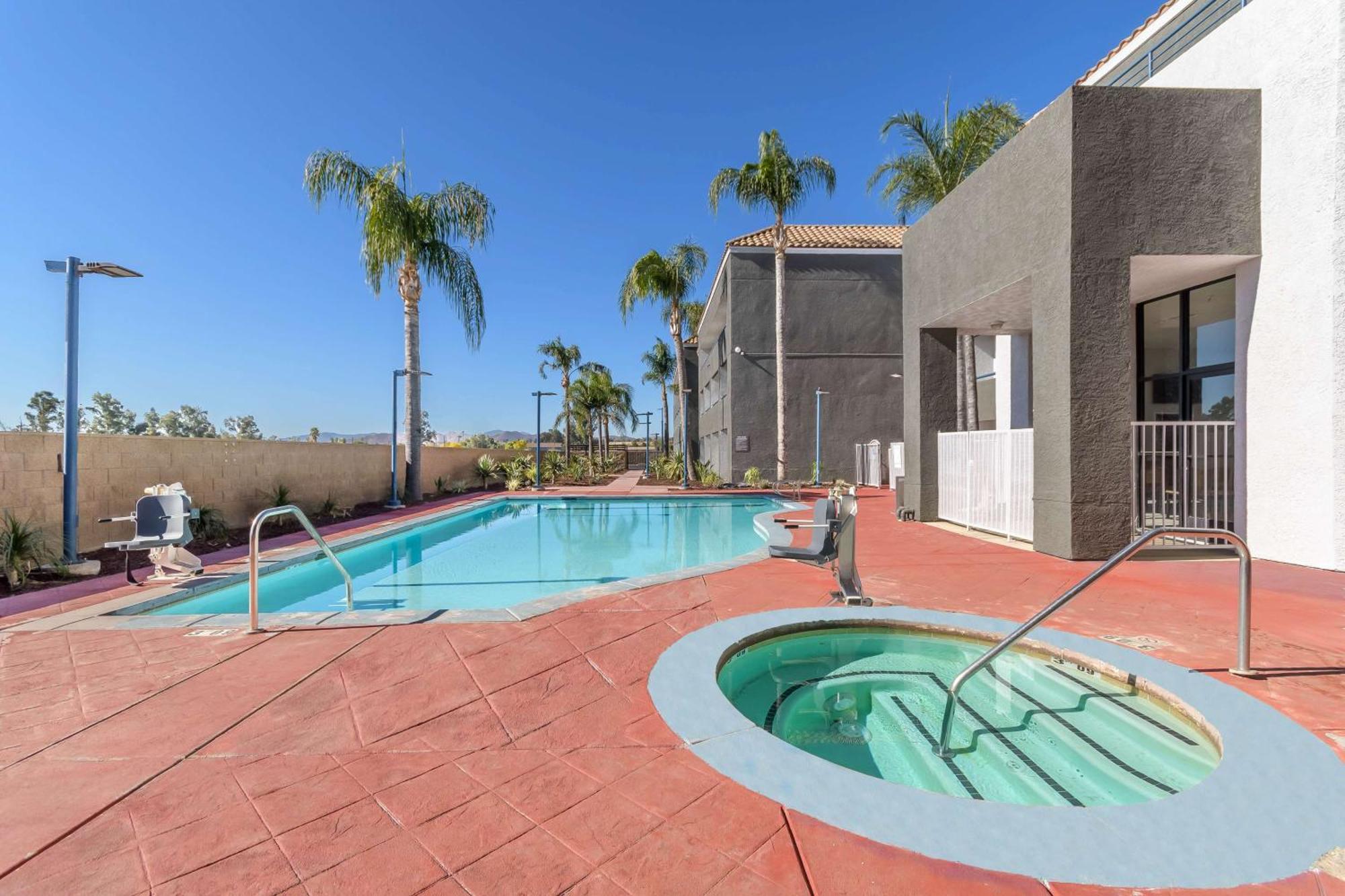 Studio 6 Suites Perris, Ca Екстер'єр фото